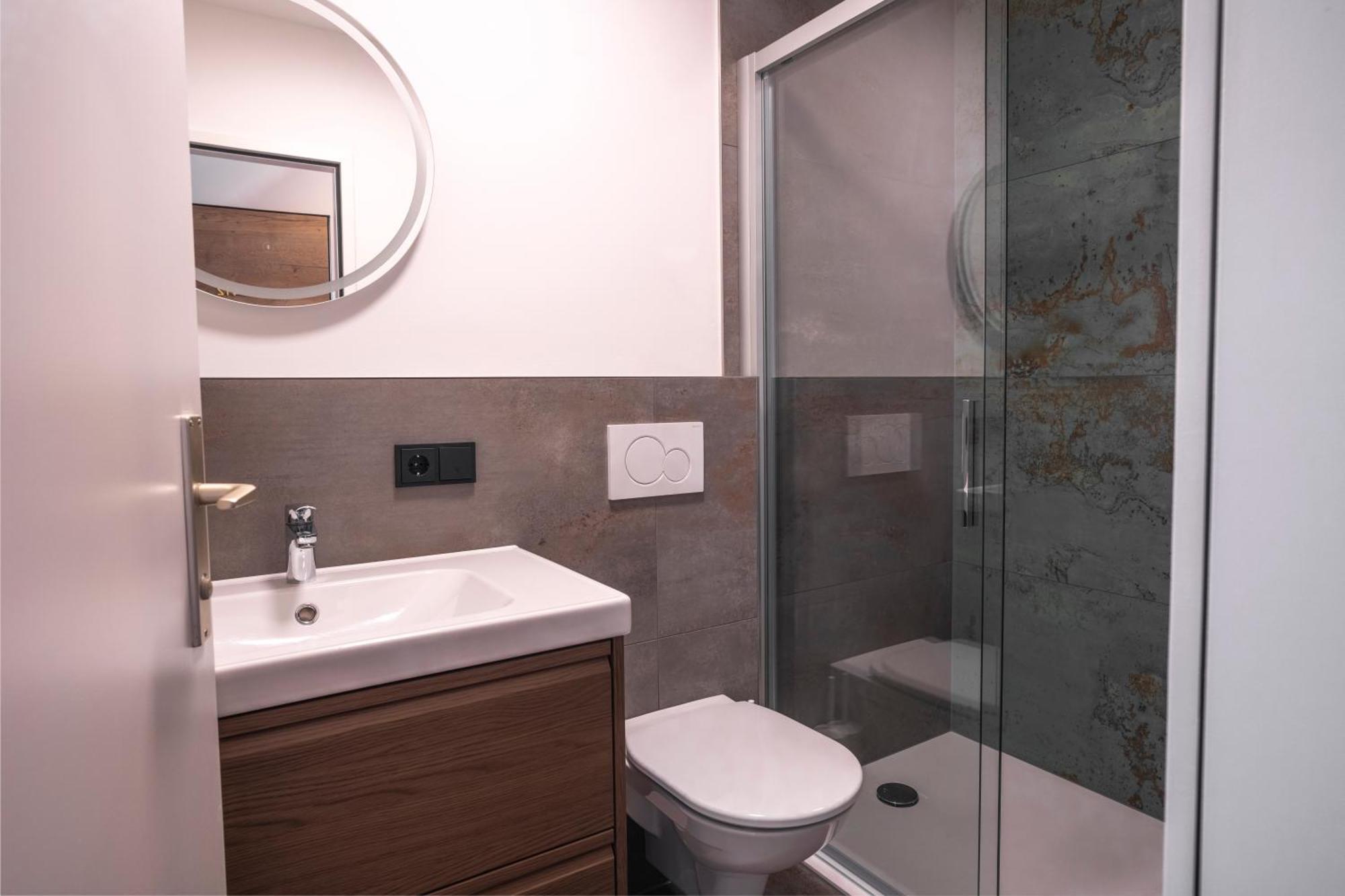 Suite Apartment Modern Getaway - Neu Renoviert - Strobl Am Wolfgangsee Ngoại thất bức ảnh
